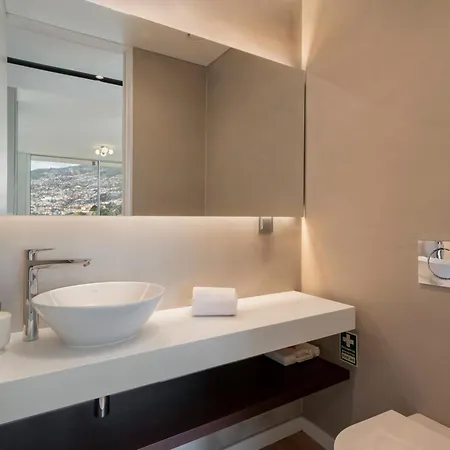 Maravilhas Ii By An Island * Funchal (Madeira)