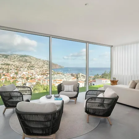 Maravilhas Ii By An Island *