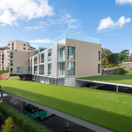 Maravilhas Ii By An Island *