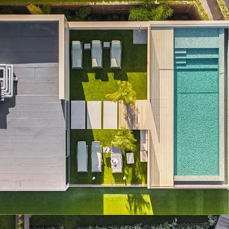 Maravilhas Ii By An Island Funchal (Madeira)