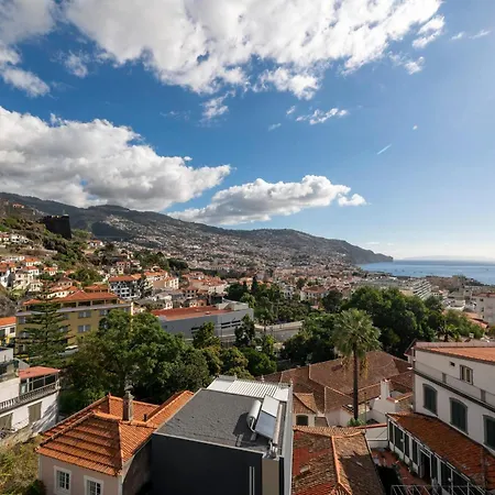 Maravilhas Ii By An Island *