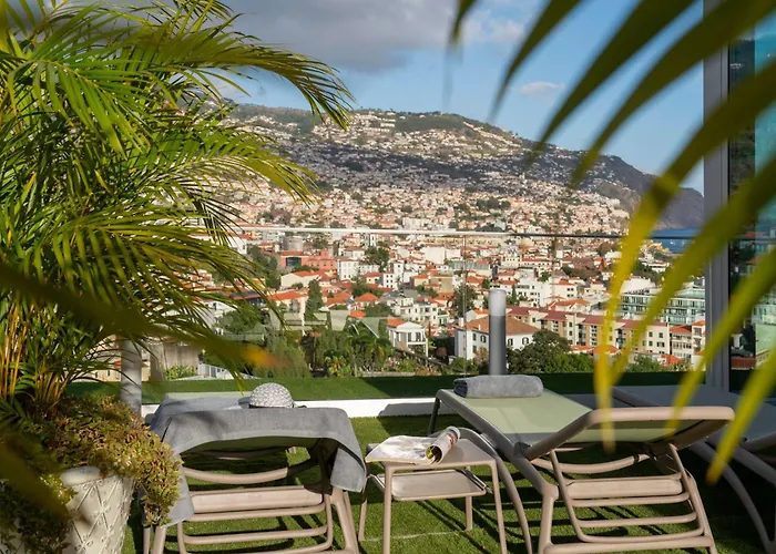 Maravilhas Ii By An Island *